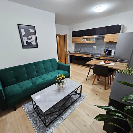 With Moutain View - Free Parking Appartement Poprad